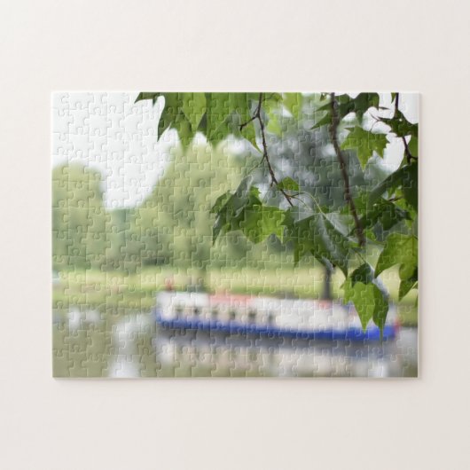 Canal Boat and Trees on the River Avon Englandイギリス ジグソーパズル (横)