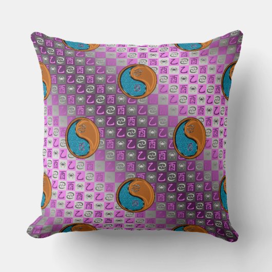 Cancer & Wood Rooster クッション (正面)