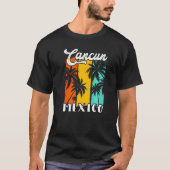 Cancun Palm Trees Beach Mexico Retro Vacation Fami Tシャツ (正面)