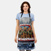 Cane Corso Christmas Red Truck Holiday エプロン (着用した状態)