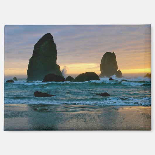 Cannon Beach, Oregon magnet マグネット (正面)