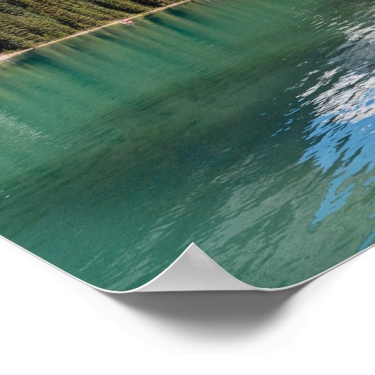 Canoe on famous Emerald Lake - Yoho NP, Canada ポスター (角)