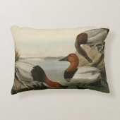 Canvas backed Duck from Audubon's Birds of America アクセントクッション (正面)