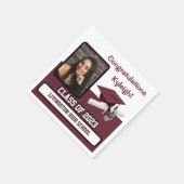 Cap & Diploma、Maroon & White Graduation スタンダードカクテルナプキン (角)