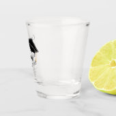 Cap Gown卒業式パーティーが行われている ショットグラス (右)