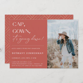 Cap Gown卒業式パーティーが行われている 招待状