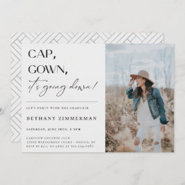 Cap Gown卒業式パーティーが行われている 招待状