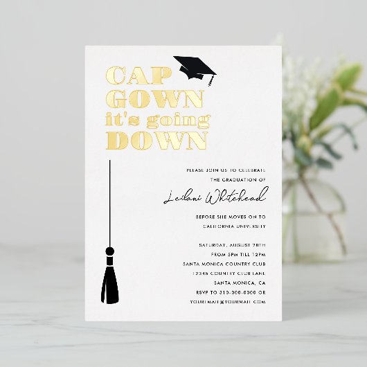 Cap Gown it's Going Down Graduation Party 箔招待状 (立ち正面)