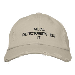CAP WITH METAL DETECTRISTS DIG前面。 刺繍入りキャップ