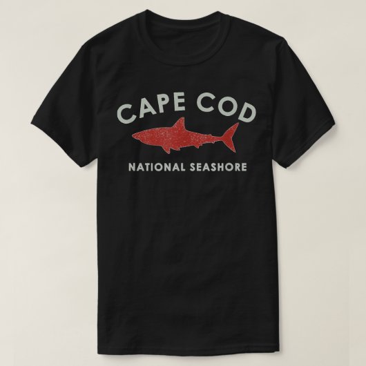 Cape Cod Shark Graphic National Seashore Retro Sty Tシャツ (デザイン正面)