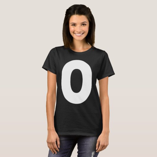 Capital O Bold Alphabet Letter Monogram Uppercase  Tシャツ (正面フル)