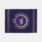 Capitolineのオオカミ フリースブランケット (正面(横))