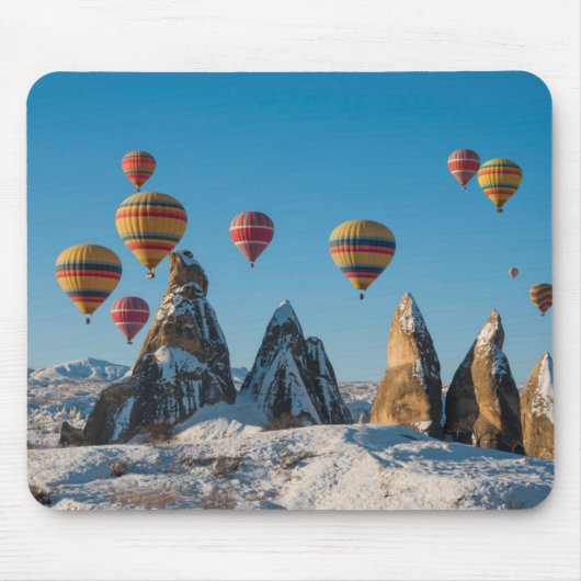 Cappadociaで風船のようにふくらむ熱気 マウスパッド (正面)