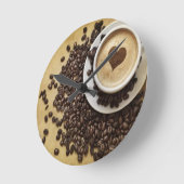Cappucinoのハートのカフェ ラウンド壁時計 (傾斜)