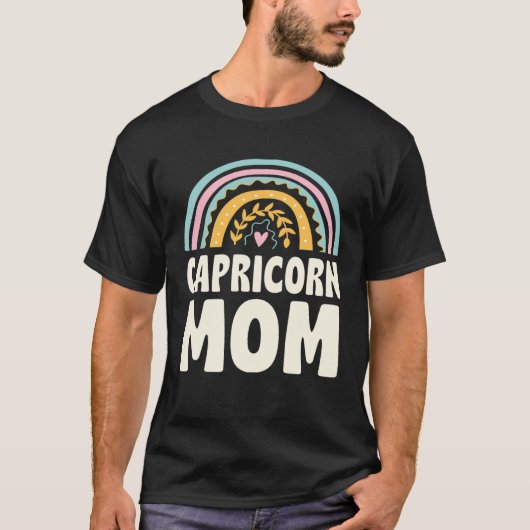Capricorn Mom Boho Style Bohemian Rainbow Mothers  Tシャツ (正面)