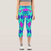 Capris、A色数々のの幾何学的パターンデザイン カプリレギンス (正面)