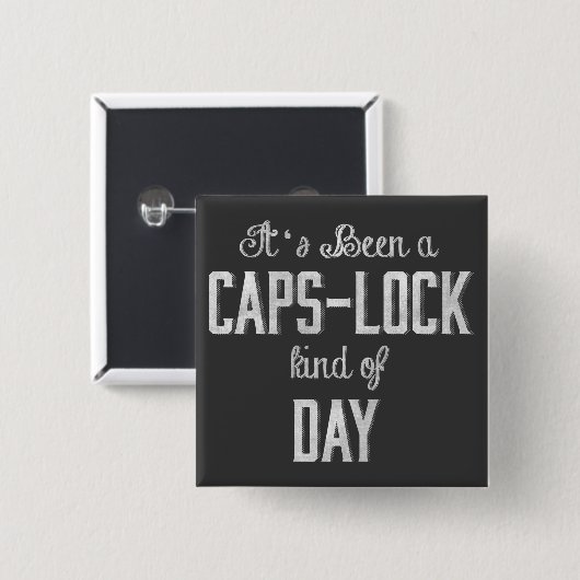 Caps LockタイプのDay Chalkboardだった 缶バッジ (正面&裏面)