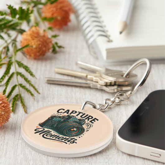Capture Moments Camera Art Keychain キーホルダー (正面右)