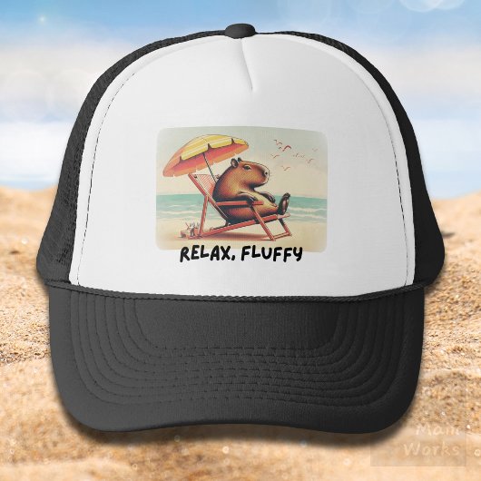 Capybara at beach says: Relax, Fluffy キャップ