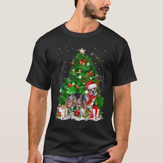 Cardigan Welsh Corgi Christmas Tree Light Pajama D Tシャツ (正面)