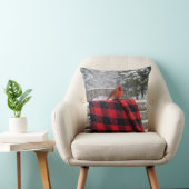Cardinal On a Snowy Plaid Blanket クッション (椅子)