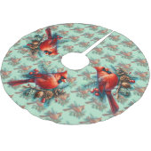 Cardinal on Pine Branch with Winter Berries ブラッシュドポリエステルツリースカート (アングル)