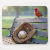 Cardinal with a Baseball in Glove マウスパッド (正面)