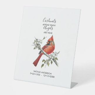 Cardinals appear when angels are near Memorial 台座サイン