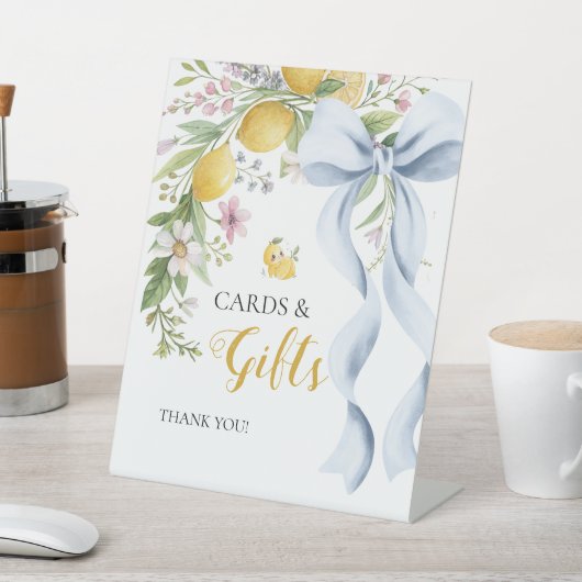 Cards & Gifts Main Squeeze Lemon Bridal Shower 台座サイン (インサイチュ)