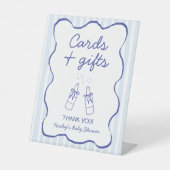 Cards & Gifts Soda Bottle Blue Baby Shower 台座サイン (正面)
