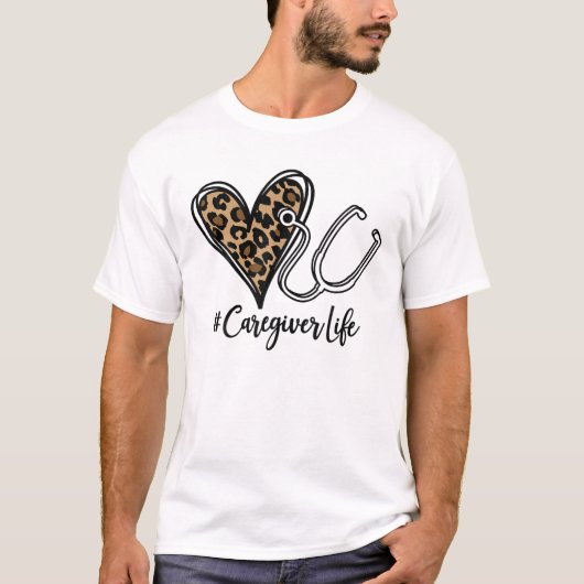 Caregiver Leopard Heart Stethoscope Tシャツ (正面)