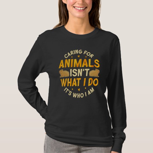 Caring for Animals Capybara Animal Rescue Capybara Tシャツ (正面)
