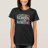 Caring School Counselor Tシャツ (正面)
