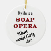 Carlyは何をしますか。 オーナメント (正面)