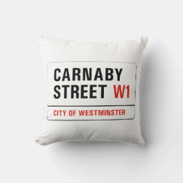 Carnabyの通り、ロンドンの道路標識 クッション