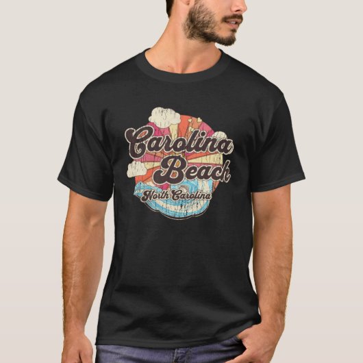 Carolina Beach NC Summertime Vacationing Waves Tシャツ (正面)