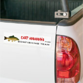 carp02、3022のコイの暗殺者、BOWFISHINGのチーム バンパーステッカー (トラック上)