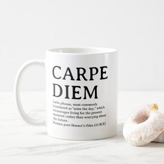Carpe Diem latin quote コーヒーマグカップ (ドーナツ)
