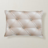 Carriage furniture upholstery in light beige leath アクセントクッション (裏面)