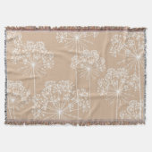 Carrot Flower Silhouette Soft Beige  スローブランケット (正面)