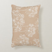 Carrot Flower Silhouette Soft Beige Throw Pillow アクセントクッション (正面(垂直))