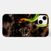Carrot Sprout – Garden Growth Close-Up Case-Mate iPhoneケース (裏面 (横))