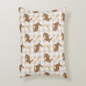 Carrots And Hare Bunnies Spring Easter Beige アクセントクッション (正面(垂直))
