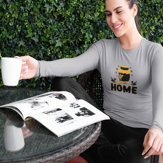 Cartoon Bee and Honey Jar "HOME" T-Shirt Tシャツ