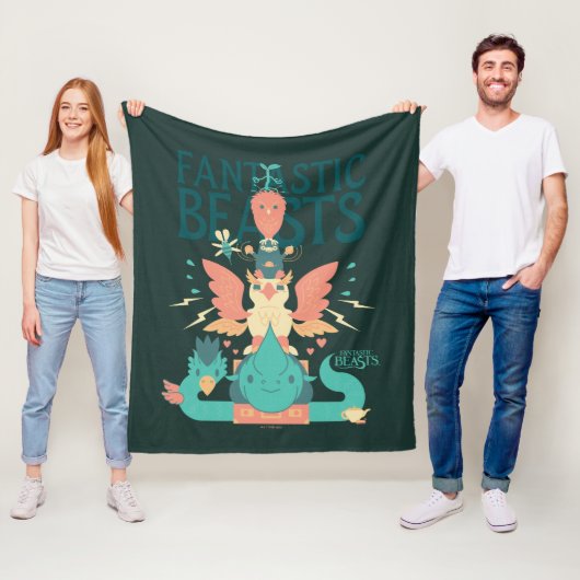 Cartoon Fantastic Beasts Emerge From Suitcase フリースブランケット (インサイチュ)