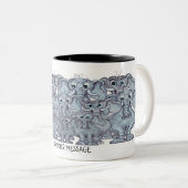 Cartoon of Funny Elephant Family ツートーンマグカップ (正面右)