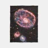 Cartwheel銀河系とそのコンパニオン銀河系。 フリースブランケット (正面)