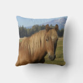 Cascade Range | Chestnut Horse クッション (裏面)