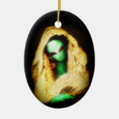 Cassatt Alien Spanish Senorita with Lace セラミックオーナメント (正面)