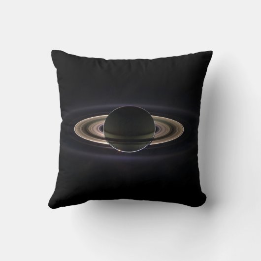Cassiniの宇宙船によって撮られる土星のイメージ クッション (裏面)